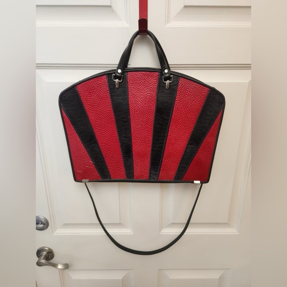 Black and Red Leather Fan Briefcase